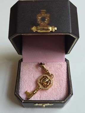 JUICY COUTURE KEY CHARM